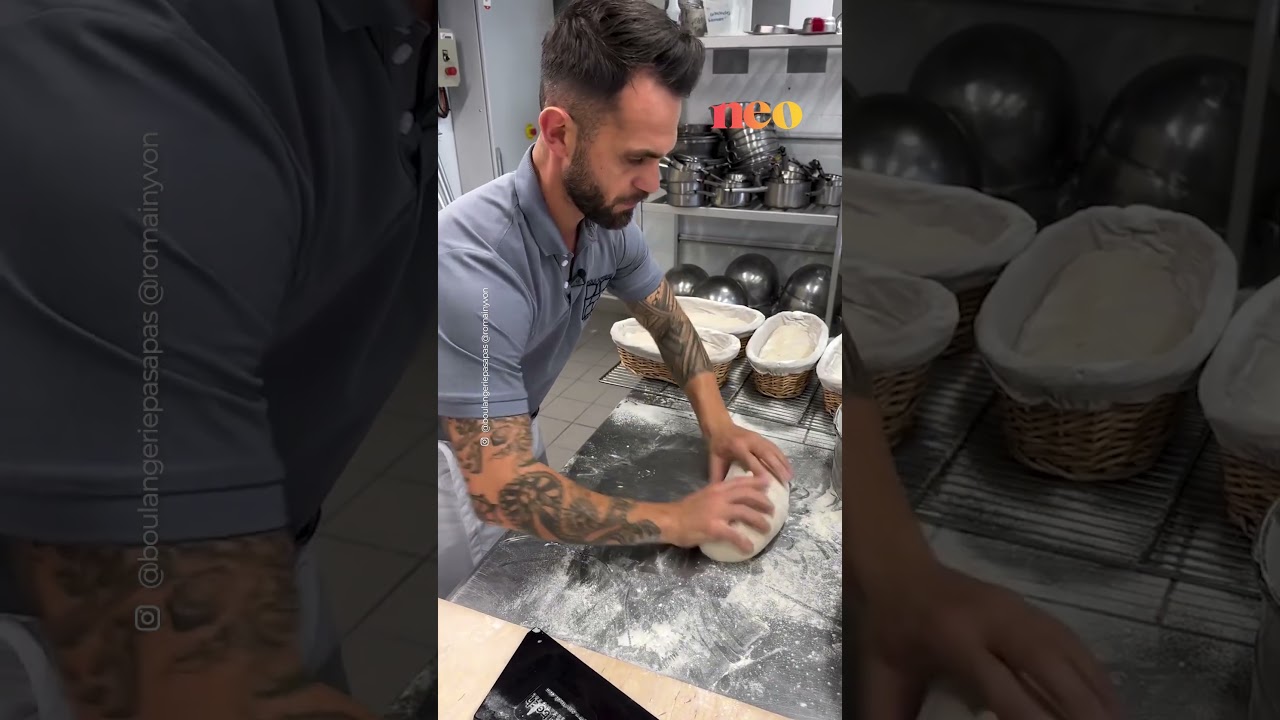Il façonne des pains au levain.