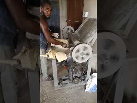 Machine de boulangerie, fabriqué au Togo